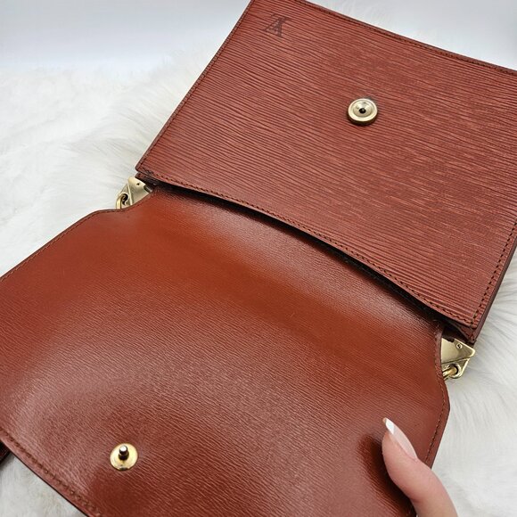 Louis Vuitton Epi Grenelle 2-Way Shoulder Bag - Picture 10 of 17